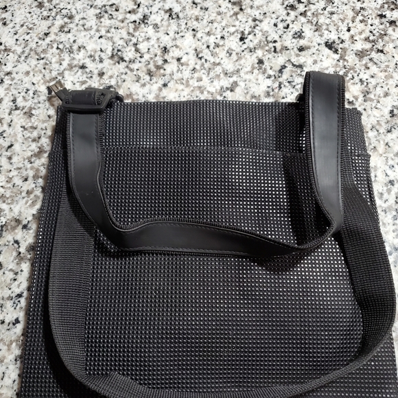Everlane Crossbody travel bag - Picture 5 of 7